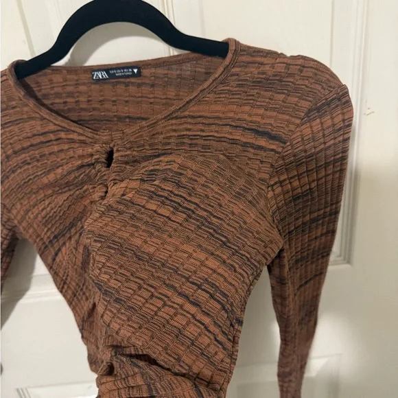Zara Brown Ruched Cropped Long Sleeve Top | Size S - Picture 11 of 12